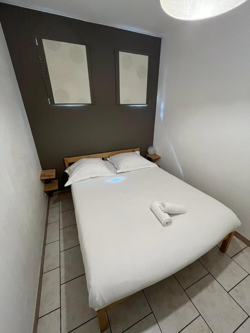 Le Fonctionnel Apartment Tours Luaran gambar